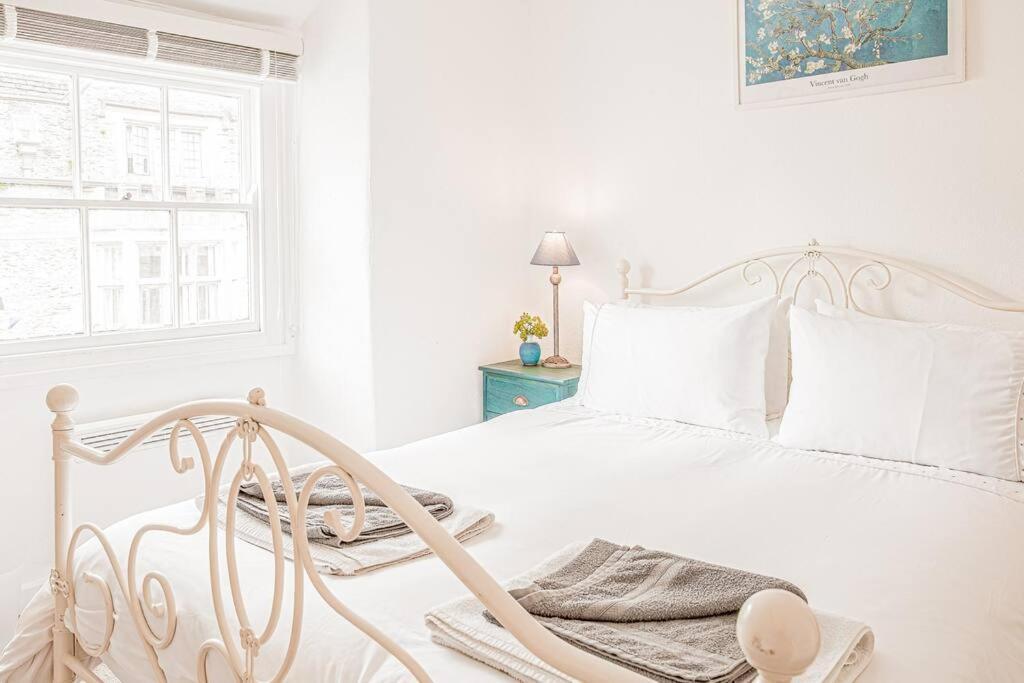 Light And Central Apartment Above Knead Bakery 泰特伯里 外观 照片